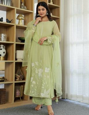 Women's chanderi silk sequin embroidered olive green kurta pant set with chanderi dupatta 1