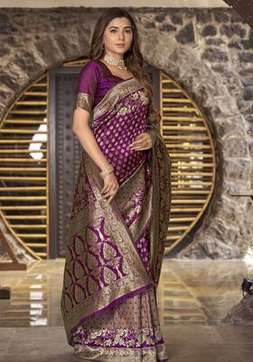 Wine copper silk blend banarasi saree with unstitched blouse piece 3