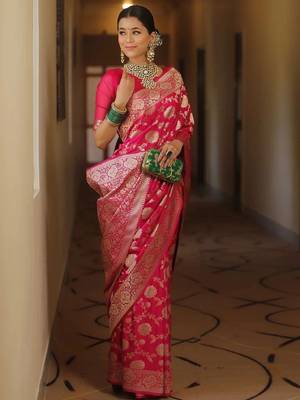 Pink silk blend banarasi saree with unstitched blouse piece 3