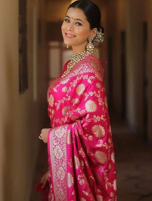 Pink silk blend banarasi saree with unstitched blouse piece 4