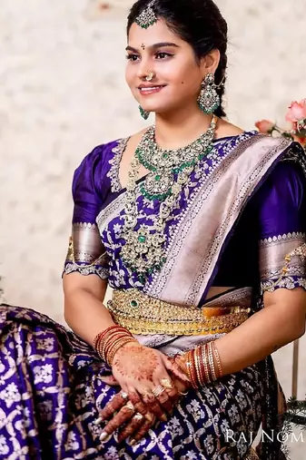 Purple silk blend banarasi saree with unstitched blouse piece