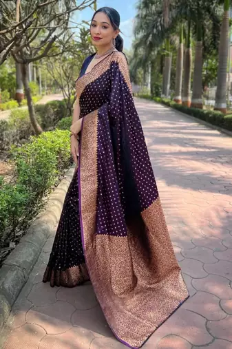 Purple silk blend banarasi saree with unstitched blouse piece
