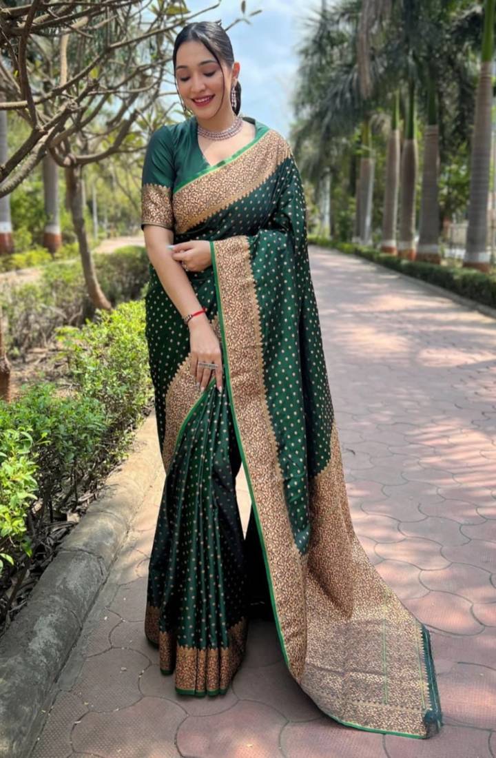 Green soft silk blend banarasi jacuard work designer party wear saree with unstitched blouse piece