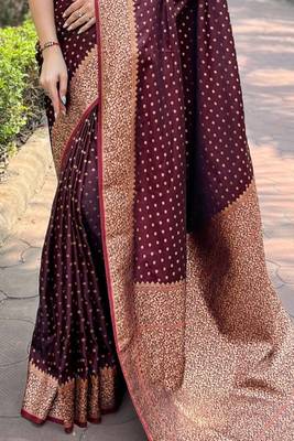 Maroon silk blend banarasi saree with unstitched blouse piece 4