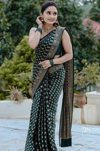 Green soft silk blend banarasi jacuard work designer party wear saree with unstitched blouse piece