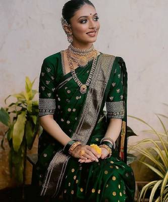 Green silk blend banarasi saree with unstitched blouse piece 4