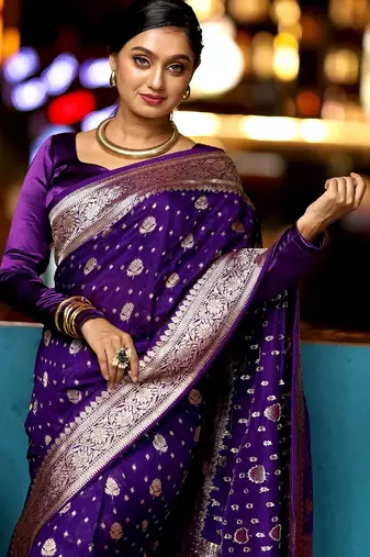 Purple silk blend banarasi saree with unstitched blouse piece