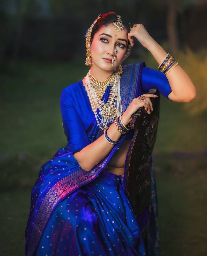 Royal blue silk blend banarasi saree with unstitched blouse piece