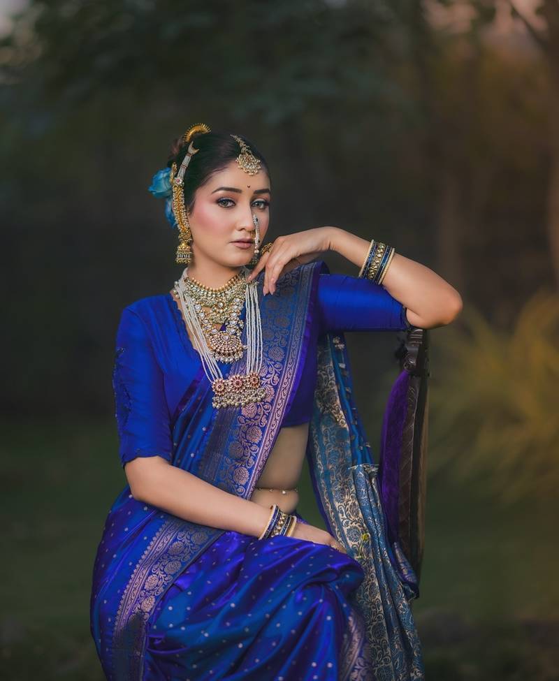 Royal blue silk blend banarasi saree with unstitched blouse piece