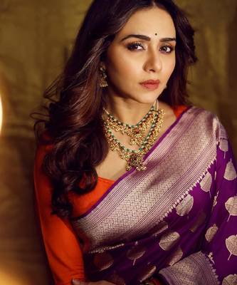 Purple silk blend banarasi saree with unstitched blouse piece 3