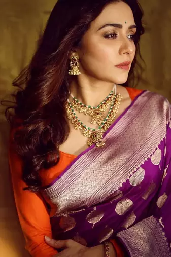 Purple silk blend banarasi saree with unstitched blouse piece