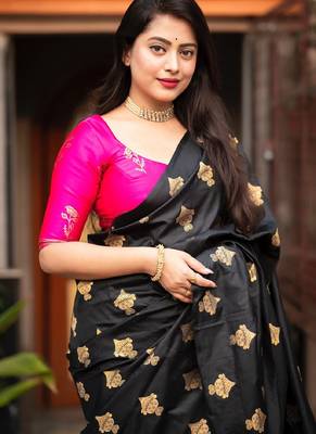Black pink silk blend banarasi saree with unstitched blouse piece 2