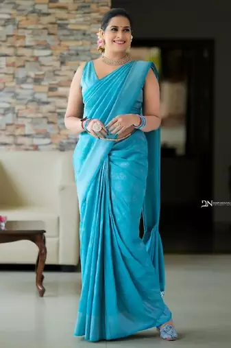 Sky blue silk blend banarasi saree with unstitched blouse piece