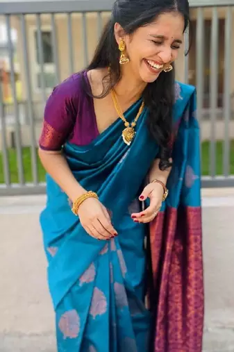 Rama purple silk blend banarasi saree with unstitched blouse piece