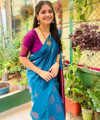 Rama purple silk blend banarasi saree with unstitched blouse piece 3