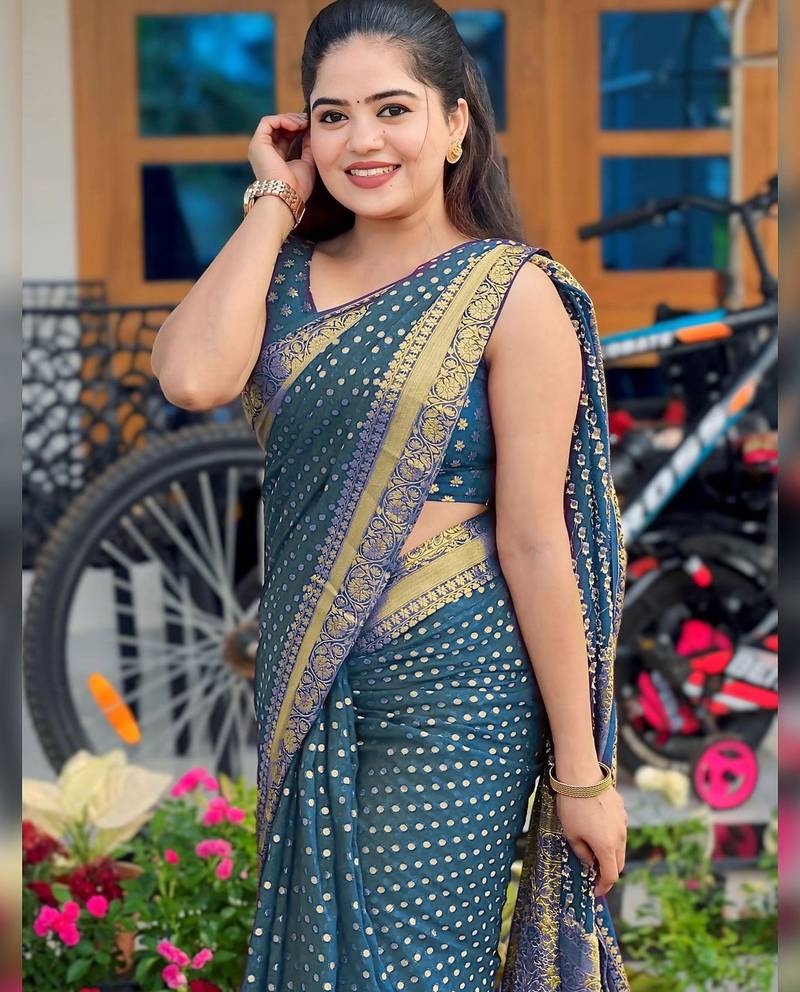 Morpich soft silk blend banarasi jacuard work designer party wear saree with unstitched blouse piece