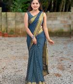 Morpich silk blend banarasi saree with unstitched blouse piece