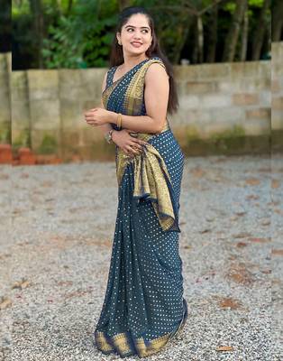 Morpich silk blend banarasi saree with unstitched blouse piece 3
