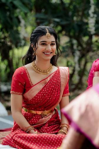 Red soft silk blend banarasi jacuard work designer party wear saree with unstitched blouse piece