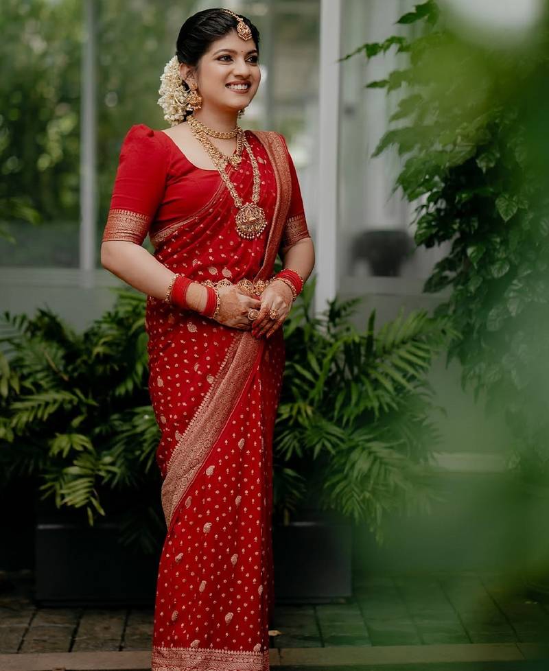 Red soft silk blend banarasi jacuard work designer party wear saree with unstitched blouse piece