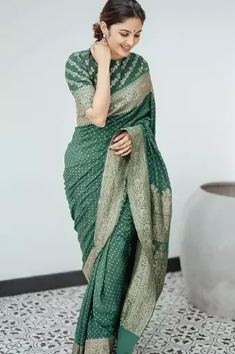 Green silk blend banarasi saree with unstitched blouse piece