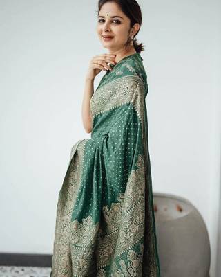 Green silk blend banarasi saree with unstitched blouse piece 5