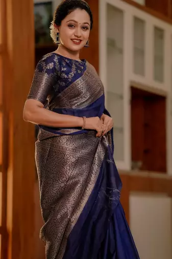Blue silk blend banarasi saree with unstitched blouse piece