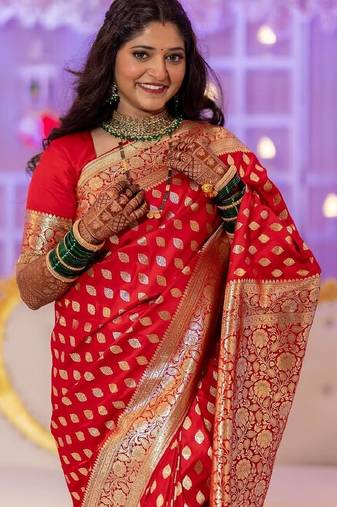 Red soft silk blend banarasi jacuard work designer party wear saree with unstitched blouse piece