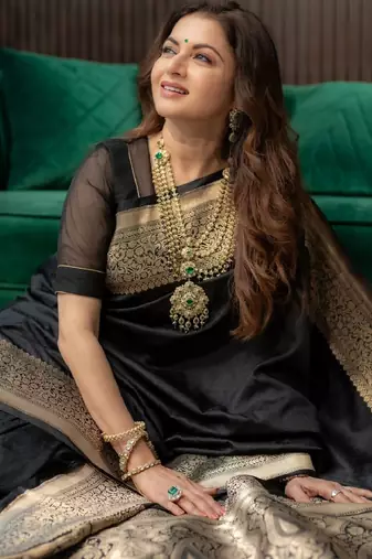 Black silk blend banarasi saree with unstitched blouse piece