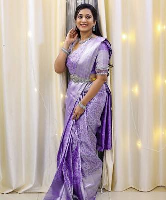 Lavender silk blend banarasi saree with unstitched blouse piece 2