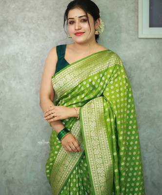 Parrot green silk blend banarasi saree with unstitched blouse piece 2