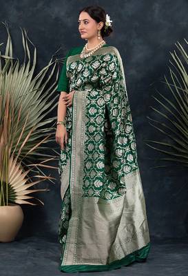 Green silk blend banarasi saree with unstitched blouse piece 3