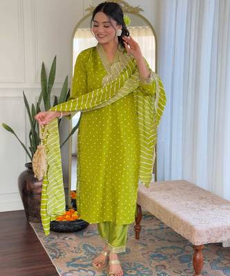 Women's viscose sequin embroidered parrot green kurta pant set with muslin dupatta 3