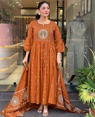 Women's cotton khadi sequin embroidered orange kurta pant set with cotton dupatta 5
