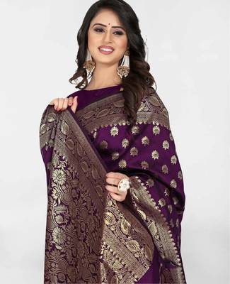 Wine silk blend banarasi saree with unstitched blouse piece 4