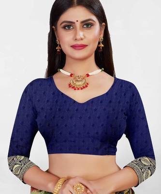Blue silk blend banarasi saree with unstitched blouse piece 4