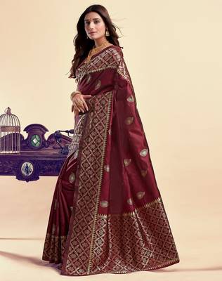 Maroon silk blend banarasi saree with unstitched blouse piece 2