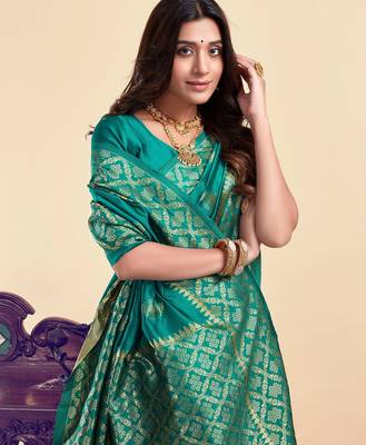 Teal green silk blend banarasi saree with unstitched blouse piece 4