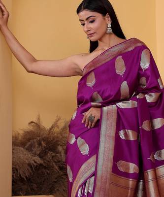 Purple silk blend banarasi saree with unstitched blouse piece 2