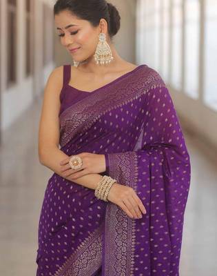 Purple silk blend banarasi saree with unstitched blouse piece 4