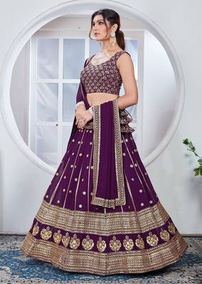 purple embroidered lehenga cholis et 4