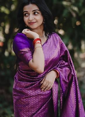 Purple silk blend banarasi saree with unstitched blouse piece 2