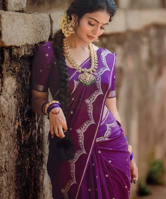 Purple silk blend banarasi saree with unstitched blouse piece 2