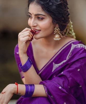 Purple silk blend banarasi saree with unstitched blouse piece 4