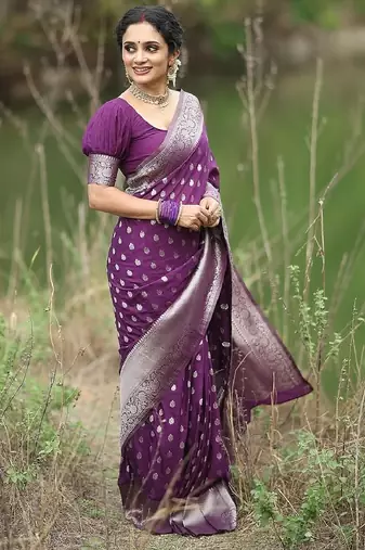 Wine silk blend banarasi saree with unstitched blouse piece