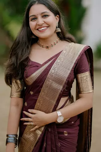 Maroon silk blend banarasi saree with unstitched blouse piece