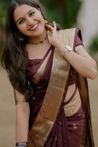 Maroon silk blend banarasi saree with unstitched blouse piece