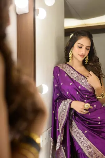 Purple soft silk blend banarasi jacuard work designer party wear saree with unstitched blouse piece