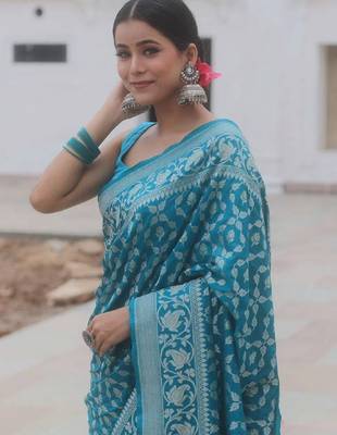 Sky blue silk blend banarasi saree with unstitched blouse piece 5