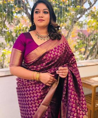 Wine silk blend banarasi saree with unstitched blouse piece 2